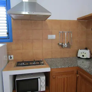 https://viviendas-turisticas-can-mariano-barber-es-calo-formentera.balearic-islands.net