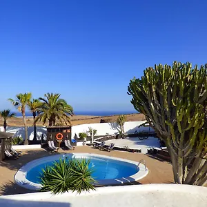 https://casa-berriel-2.in-canary-islands.com