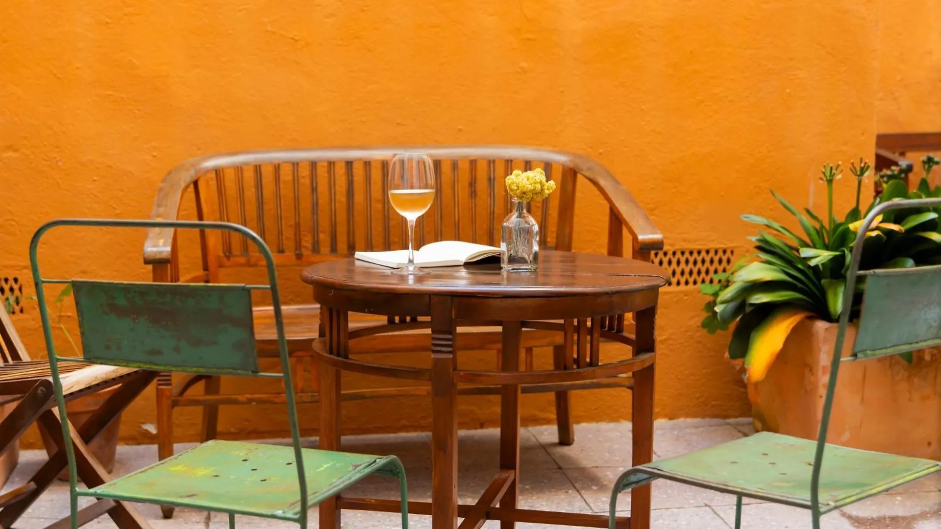 **  Hotel Tarongeta - Adults Only Cadaqués İspanya